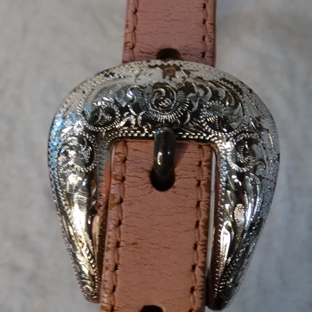 Silver Creek Classics Pink Leather Girl Size 20 Floral Silver tone Conchos